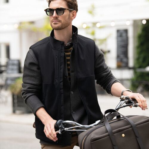 Highland - Fashionable yoke fleece vest Thumbnail