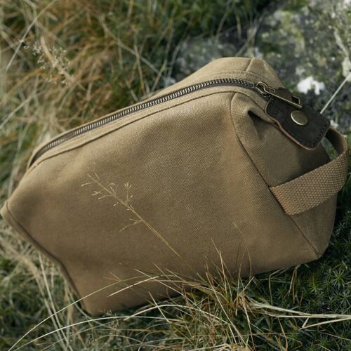 Heritage waxed canvas wash bag Thumbnail